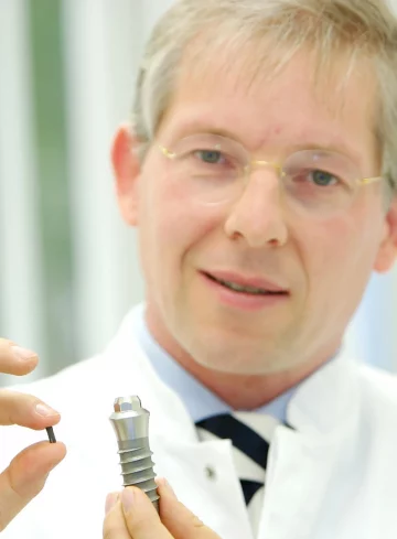 zahnimplantate-kassel